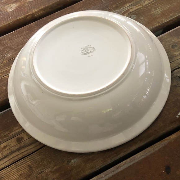 PILIVITE Porcelain 9.75” Serving Bowl Made in France Excellent Condition VINTAGE - Picture 6 of 6